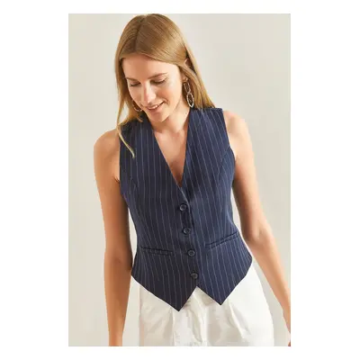 Bianco Lucci Women's V-Neck Flato Pocket Woven Vest