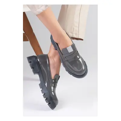 Mio Gusto Casey Gray Color Patent Leather Thick Soled Women's Loafers.