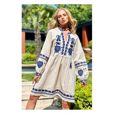 Trend Alaçatı Stili Women's Stone V-Neck Embroidered Raw Linen Dress