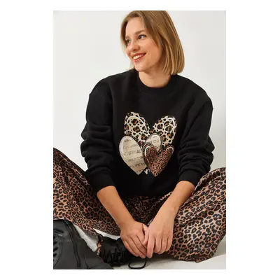 Bianco Lucci Women's Leopard Three Hearts Printed Sweatshirt