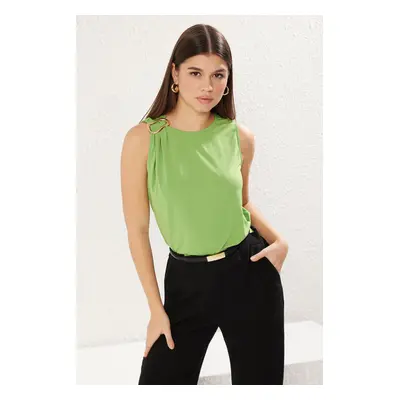 Trendyol Green Accessory Detail Fitted/Fits Body Flexible Knitted Blouse