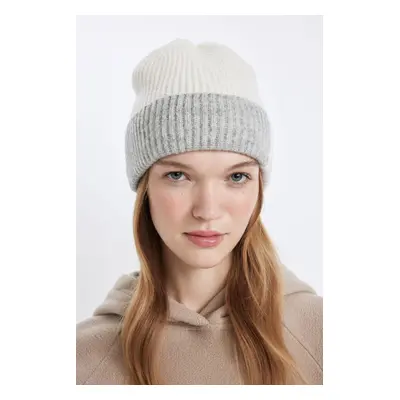 DEFACTO Women's Basic Plain Knitted Beret