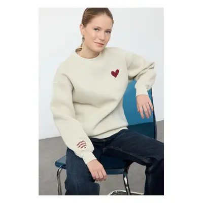 Trendyol Stone Embroidered Regular/Normal Pattern Thick Polar Fleece Knitted Sweatshirt