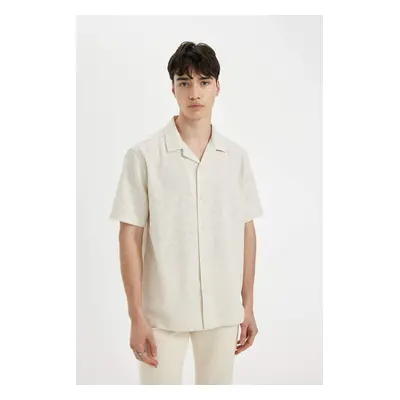 DEFACTO Regular Fit Open Collar Short Sleeve Shirt