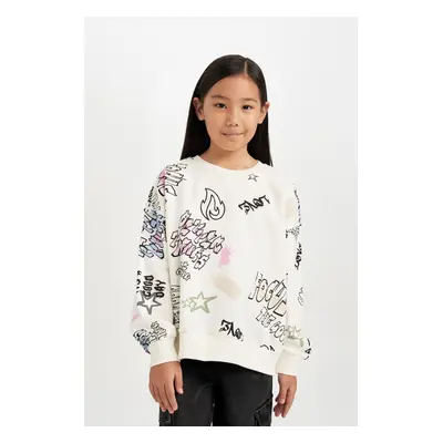 DEFACTO Girl Oversize Wide Pattern Crew Neck 3D Printed Sweatshirt