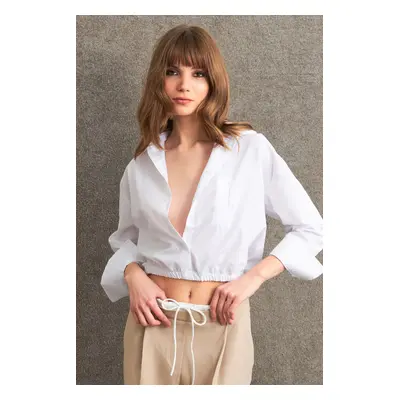 Cool & Sexy Women's White Elastic Waist Shirt