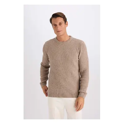 DEFACTO Standard Fit Crew Neck Textured Knitwear Sweater