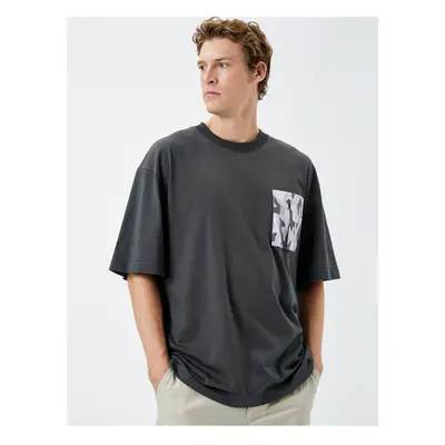 Koton Crew Neck T-Shirt Pocket Detailed Camouflage Printed Short Sleeve