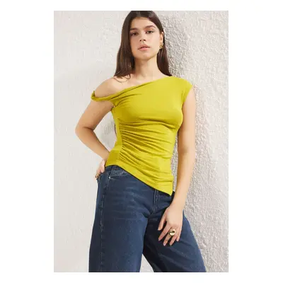 Trendyol Oil Green Gathered/Draped Detail Fitted/Asymmetrical Neck Knitted Blouse