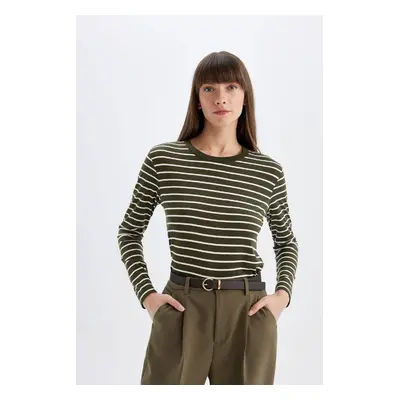 DEFACTO Regular Fit Crew Neck Striped Casual Long Sleeve T-Shirt