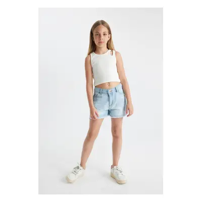 DEFACTO Girl&#39;s Ripped Detailed Jean Shorts