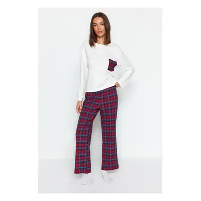 Trendyol White Plaid Pocket Detailed Knitted Pajama Set