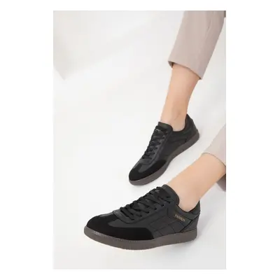 Soho Black-Black Unisex Sneakers