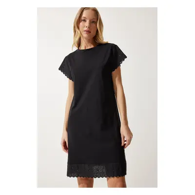 Happiness İstanbul Women's Black Scalloped Knitted Dress