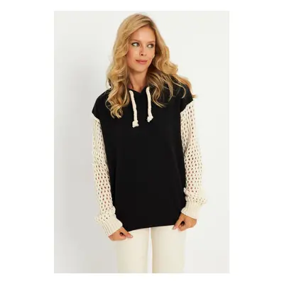 Cool & Sexy Women's Black-Ecru Hooded Sweatshirt with Openwork Sleeves YLE12