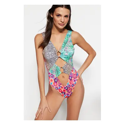 Trendyol Animal Patterned V-Neck Accessoried High Leg Swimsuit