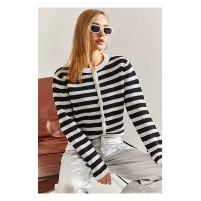 Bianco Lucci Women's Buttoned Striped Knitwear Cardigan