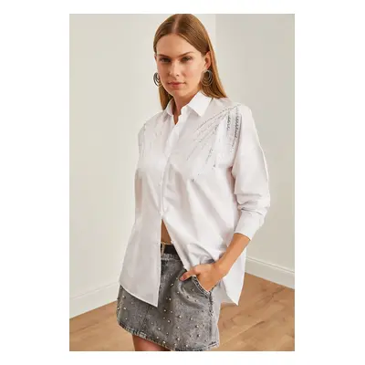 Olalook Women's White Palm Tree Detailed Woven Shirt