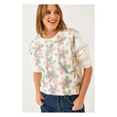 Bianco Lucci Women's Tulle Flower Detailed Three Thread Raised Sweatshirt