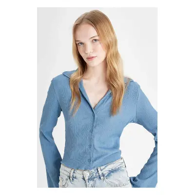 DEFACTO Cool Fitted Basic Plain Buttoned Long Sleeve Crop Shirt