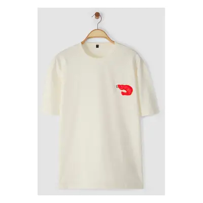 Trendyol Ecru Oversize/Wide Cut Puffy Lobster Patch Detail Short Sleeve 100% Cotton T-Shirt