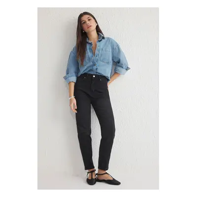 Trendyol Black High Waist Comfort Mom Jeans