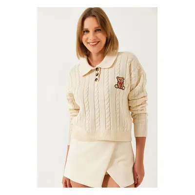 Bianco Lucci Women's Teddy Bear Embroidered Buttoned Knitwear Sweater