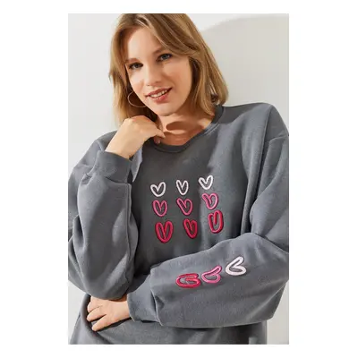 Bianco Lucci Women's Three Thread Raised Heart Printed Sweatshirt