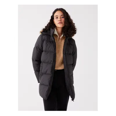 LC Waikiki Women's Hooded Plain Puffer Coat