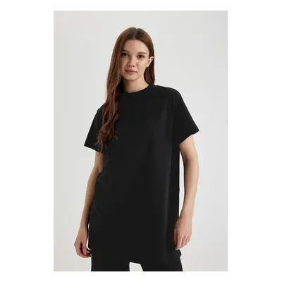 DEFACTO Regular Fit Crew Neck Basic Short Sleeve 100% Cotton T-Shirt Tunic