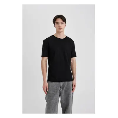 DEFACTO Regular Fit Crew Neck Short Sleeve Basic T-Shirt