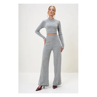 Trend Alaçatı Stili Women's Gray Crew Neck Knitwear Crop Blouse and Palazzo Pants Set