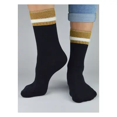 NOVITI Woman's Socks SB050-W-01