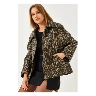 Bianco Lucci Women's Bat Sleeve Leopard Print Lined Stamp Jacket