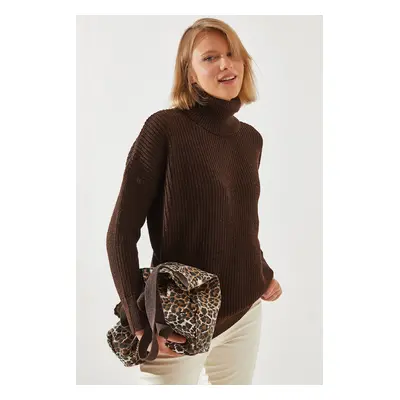 Bianco Lucci Women's Thessaloniki Sweater