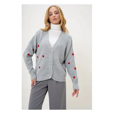 Trend Alaçatı Stili Women's Gray V Neck Heart Embroidered Knitwear Cardigan