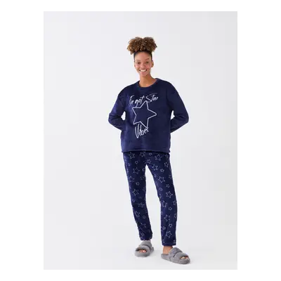 LC Waikiki Crew Neck Embroidered Long Sleeve Plush Women's Pajama Set