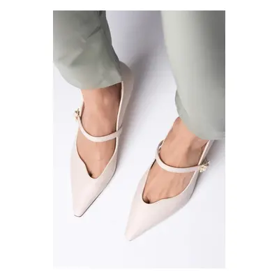 Mio Gusto Solene Beige Color Chunky Pointed Toe Women's High Heel Shoes