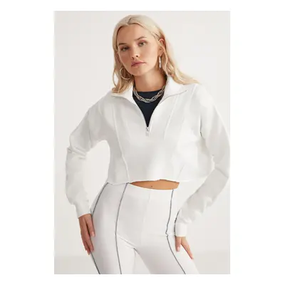 GRIMELANGE Mikiah Women's Half Zipper White Sweatshir