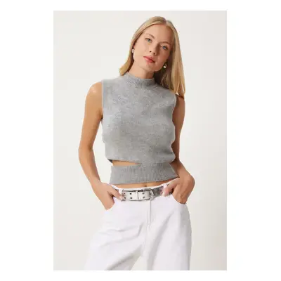 Happiness İstanbul Women's Gray Cut Out Detailed Soft Knit Blouse