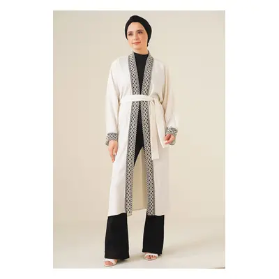 Bigdart Knitted Long Kimono with Embroidery - White