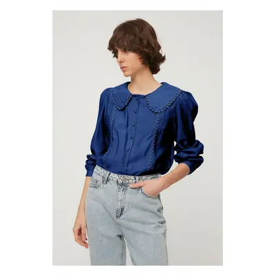 Trendyol Dark Navy Blue Lace Detailed Woven Shirt