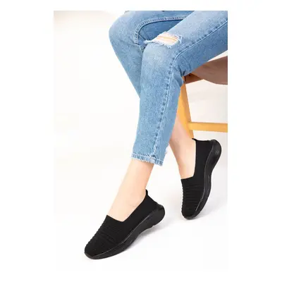 Soho Black-Black Women's Sneakers