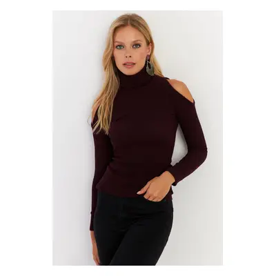 Cool & Sexy Women's Plum Off-Shoulder Camisole Blouse HOR04