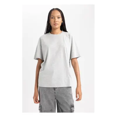 DEFACTO Oversize Fit Crew Neck Short Sleeve T-Shirt