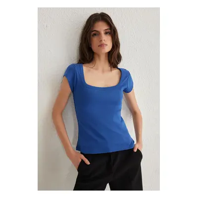 Trendyol Saks Square Neck Fitted/Body Fitted Knitted Blouse