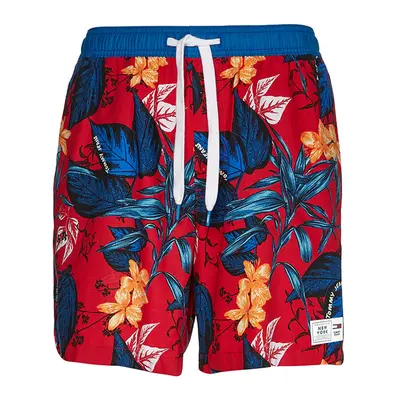 Tommy Jeans Shorts - TJM TROPICAL PRINT BEACH SHORT patterned