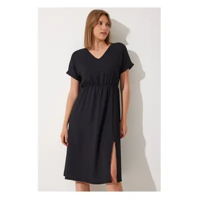 Happiness İstanbul Women's Black V-Neck Slit Summer Casual Knitted Dress