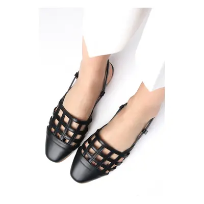 Mio Gusto Helen Black Color Flat Toe Women's Open Back Flat Shoes