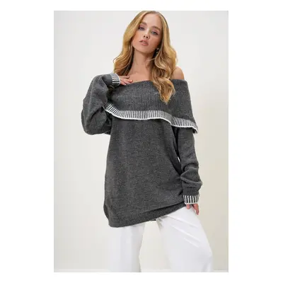 Trend Alaçatı Stili Women's Anthracite Madonna Collar Stripe Detail Oversize Winter Knitted Swea